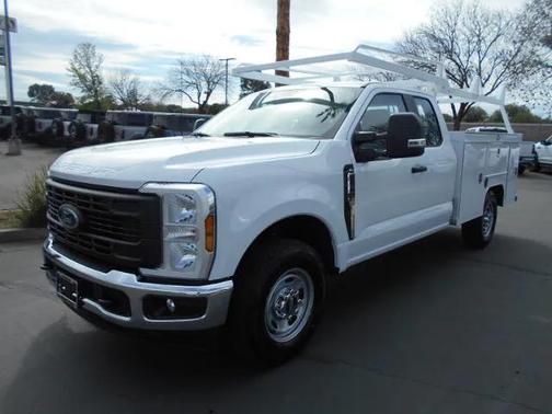 2025 Ford F-250 XL