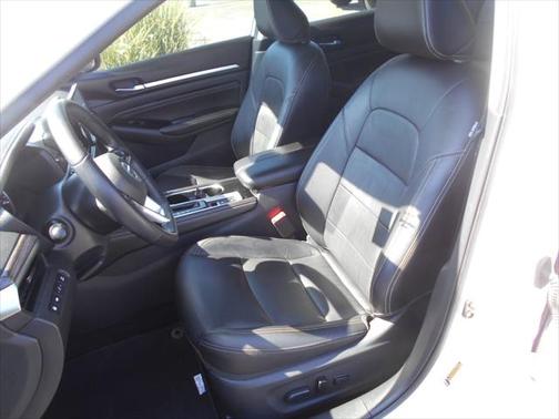 2020 Nissan Altima Leather