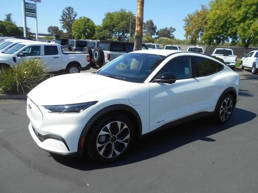 2025 Ford Mustang Mach-E Select