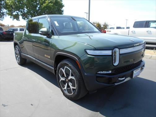 2022 Rivian R1T Leather