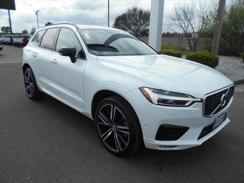2020 Volvo XC60 T6 R-Design