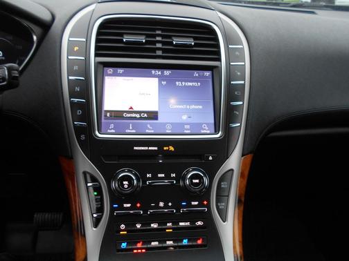 2020 Lincoln Nautilus Leather