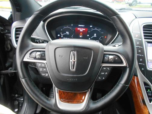 2020 Lincoln Nautilus Leather