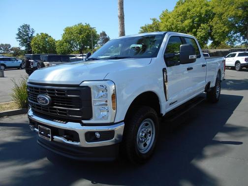 Oxford White 2026 Ford F-350 XL