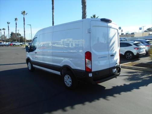 2022 Ford Transit-350 Base