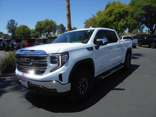 2022 GMC Sierra 1500 SLT