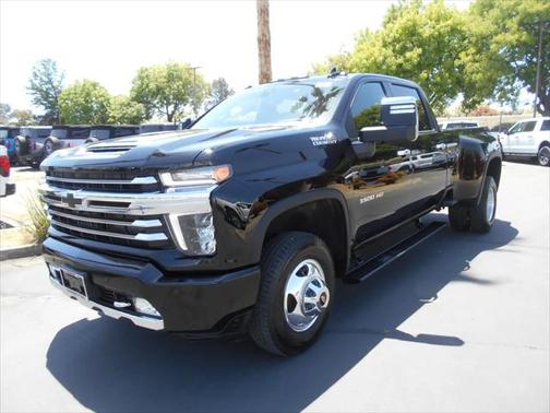 2023 Chevrolet Silverado 3500 High Country