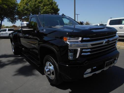 2023 Chevrolet Silverado 3500 High Country