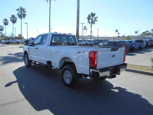 Oxford White 2026 Ford F-350 XL