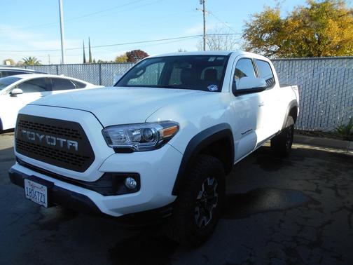 2016 Toyota Tacoma Base
