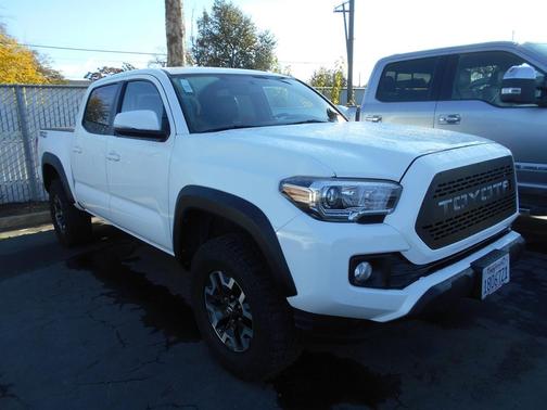 2016 Toyota Tacoma Base