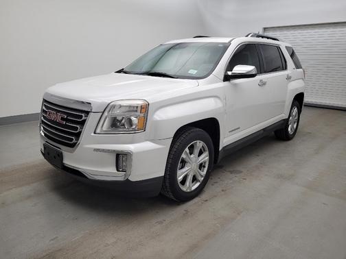 White 2017 GMC Terrain SLT