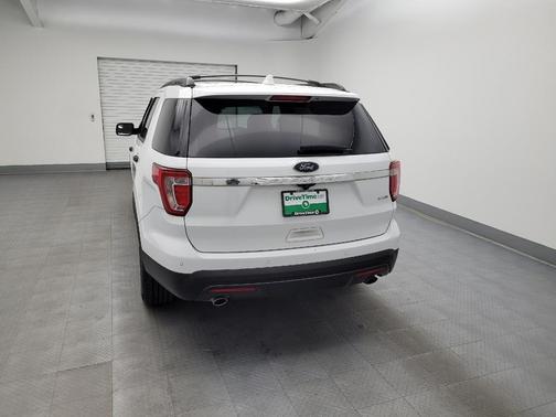 2016 Ford Explorer Base