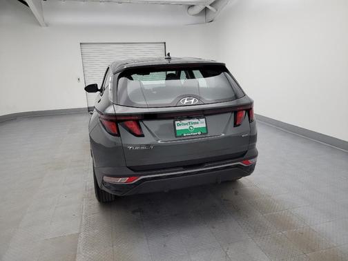 2022 Hyundai TUCSON SE