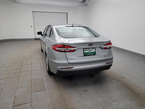 2020 Ford Fusion Hybrid SE