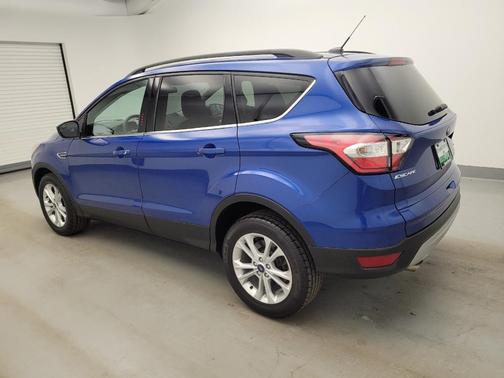 Blue 2018 Ford Escape SE