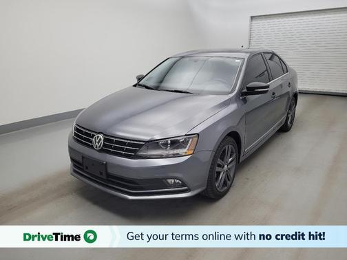 Platinum Gray Metallic 2018 Volkswagen Jetta 1.8T SEL