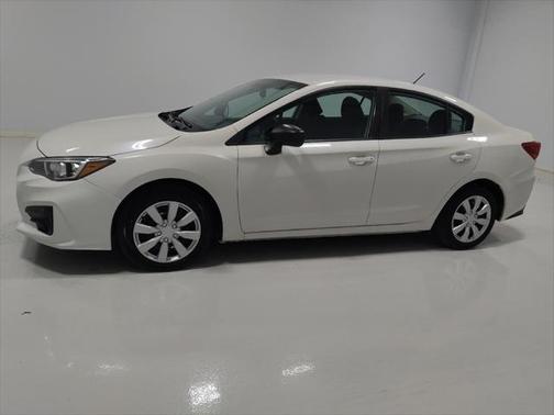 2017 Subaru Impreza 2.0i