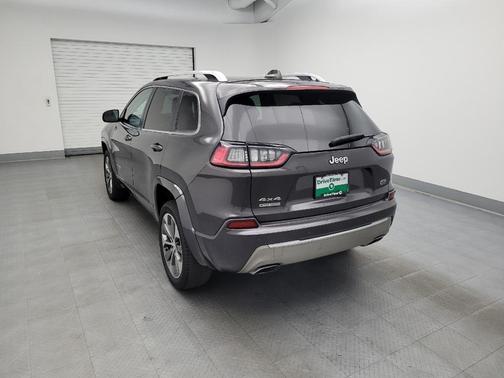 2019 Jeep Cherokee Overland