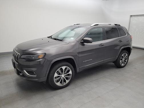 2019 Jeep Cherokee Overland