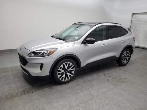 2020 Ford Escape SE