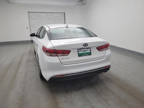 Snow White Pearl 2018 Kia Optima LX