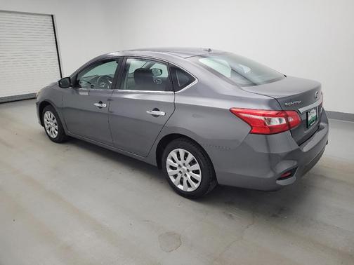 Gun Metallic 2017 Nissan Sentra SV