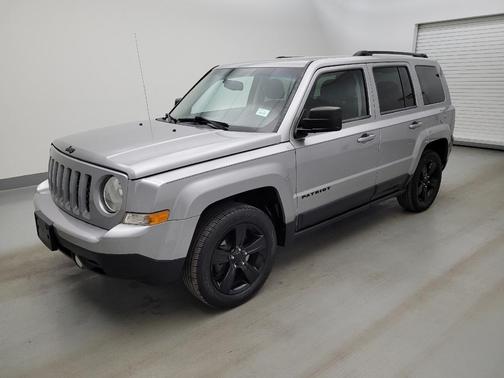 Billet Silver Metallic Clearcoat 2015 Jeep Patriot Altitude Edition