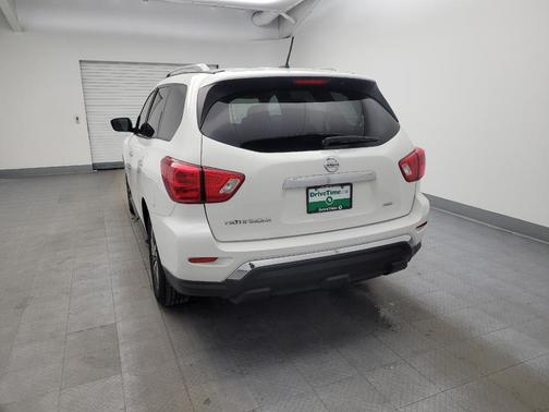 2018 Nissan Pathfinder S