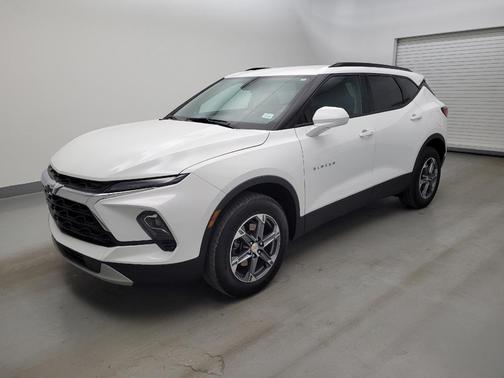 Summit White 2024 Chevrolet Blazer 2LT