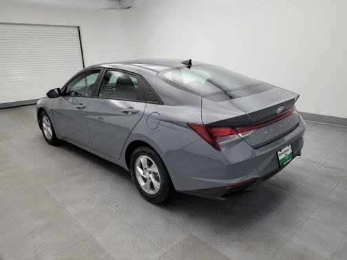 2021 Hyundai ELANTRA SE