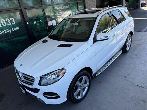 White 2016 Mercedes-Benz GLE-Class GLE 350 4MATIC