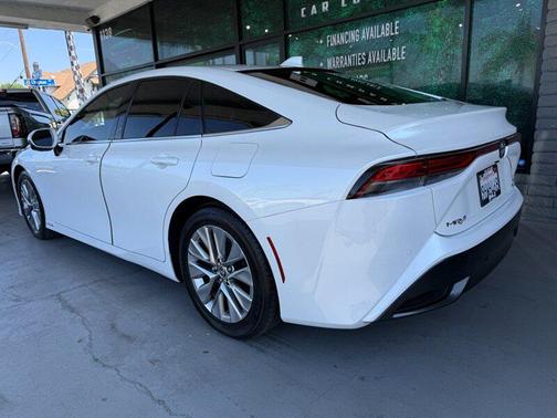 Oxygen White 2023 Toyota Mirai Base
