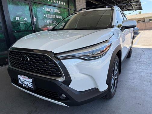 2022 Toyota Corolla Cross XLE