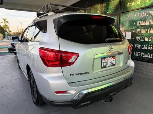 2017 Nissan Pathfinder S