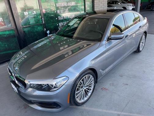 2019 BMW 540 540i