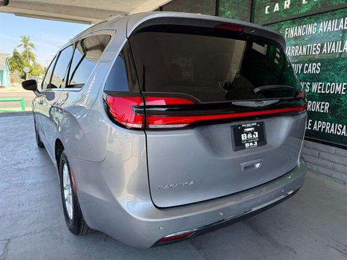 2021 Chrysler Pacifica Touring L