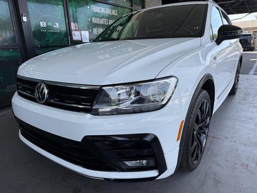 2020 Volkswagen Tiguan 2.0T SE R-Line Black