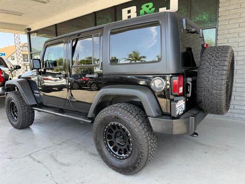 Black Clearcoat 2016 Jeep Wrangler Unlimited Sport