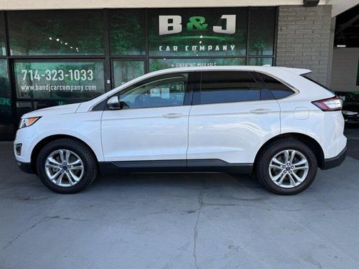 White 2016 Ford Edge SEL