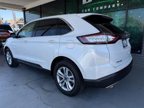 White 2016 Ford Edge SEL