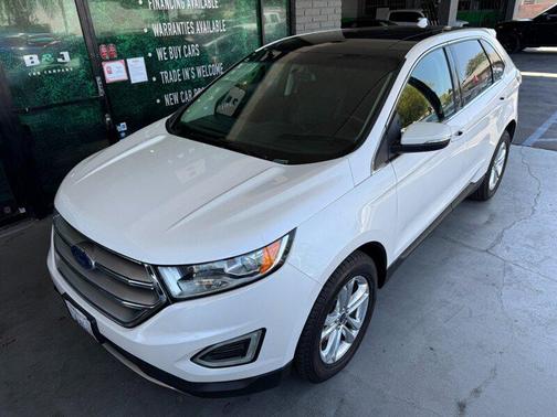 White 2016 Ford Edge SEL