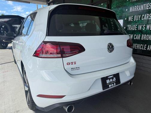 Pure White 2020 Volkswagen Golf GTI 2.0T S DSG