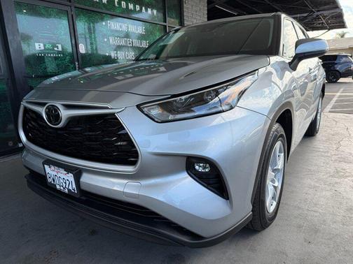 2021 Toyota Highlander LE