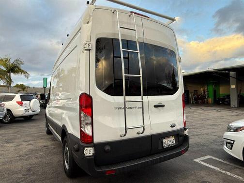 2015 Ford Transit-250 Base