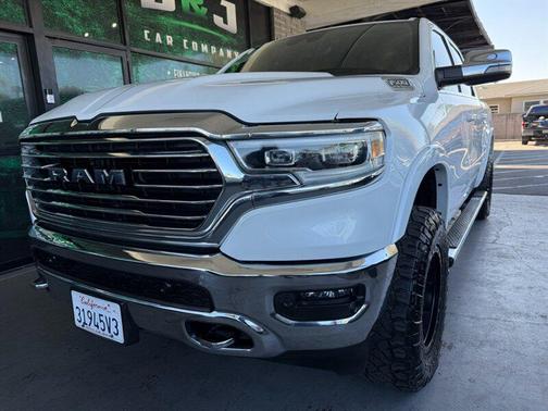 Ivory White Tri-Coat Pearlcoat 2023 RAM 1500 Longhorn