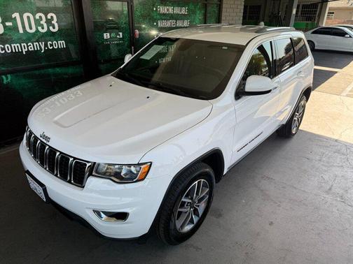 2020 Jeep Grand Cherokee Laredo