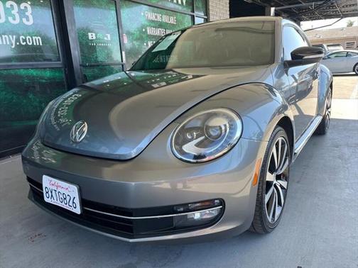 2012 Volkswagen Beetle Base