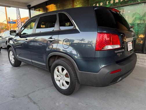 2011 Kia Sorento LX