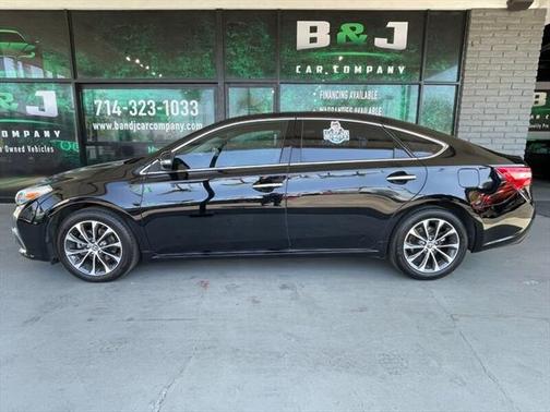 2017 Toyota Avalon XLE Plus